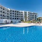 Apartment #107 1br Ocean View Pool & Relax Area